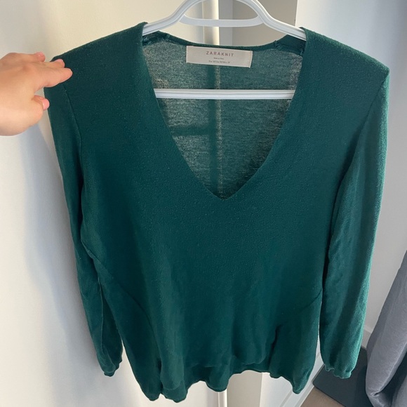 Zara light knitwear sweater - size Medium - Green - Picture 4 of 4